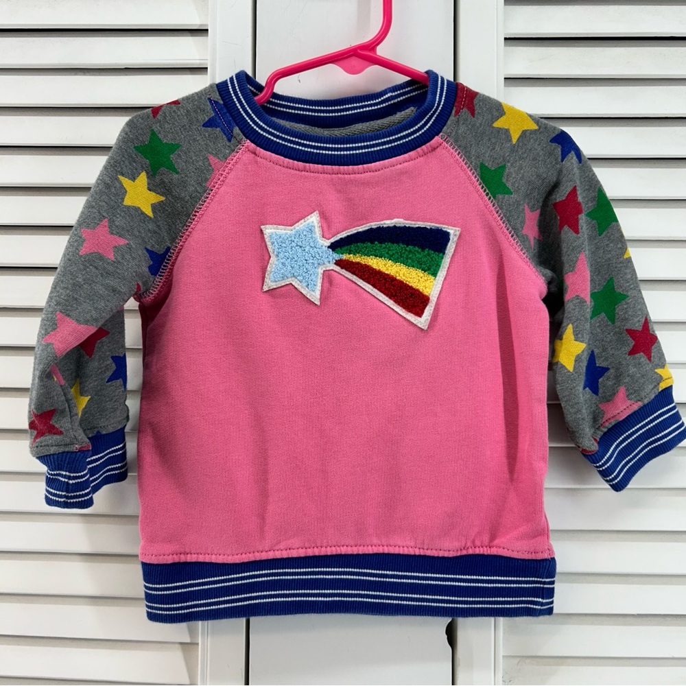 Hanna Andersson size 75 12/18M star rainbow appliqué sweatshirt